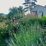 Superbe Maison Avec Jardin *