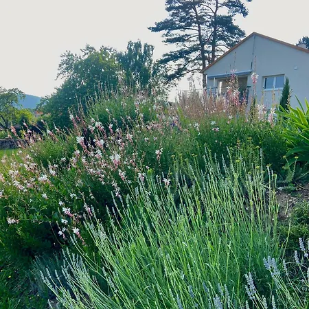 Superbe Maison Avec Jardin *